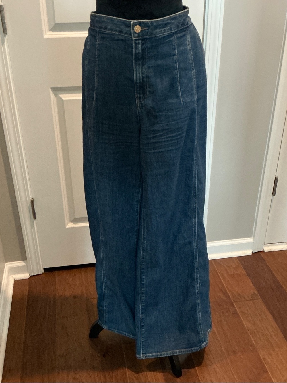 Chico's Dark Blue Wide-Leg High-Rise Jeans